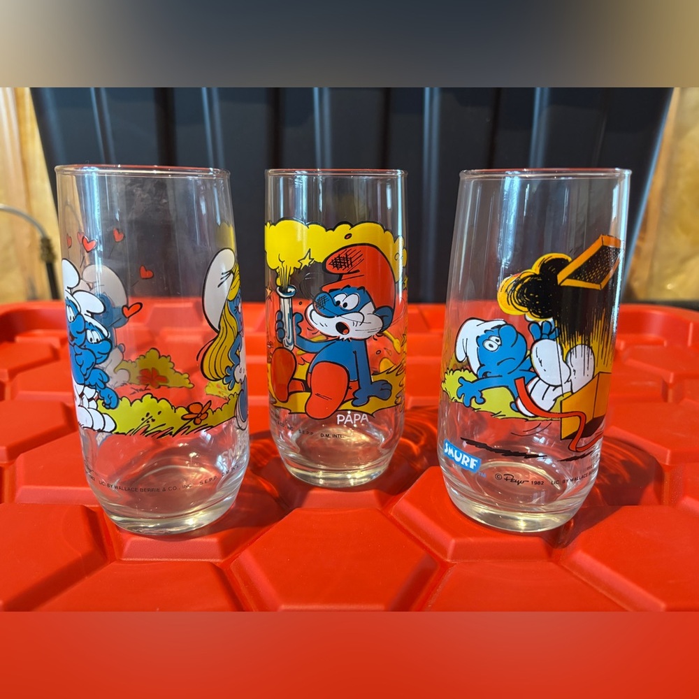 Vintage Smurf Jokey Glass